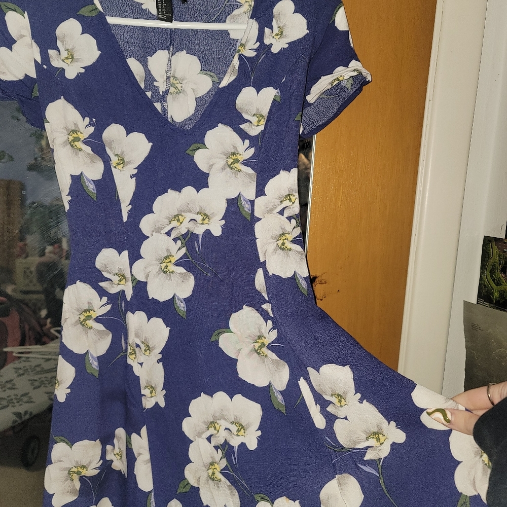 Forever 21 blue skater dress with white flowers